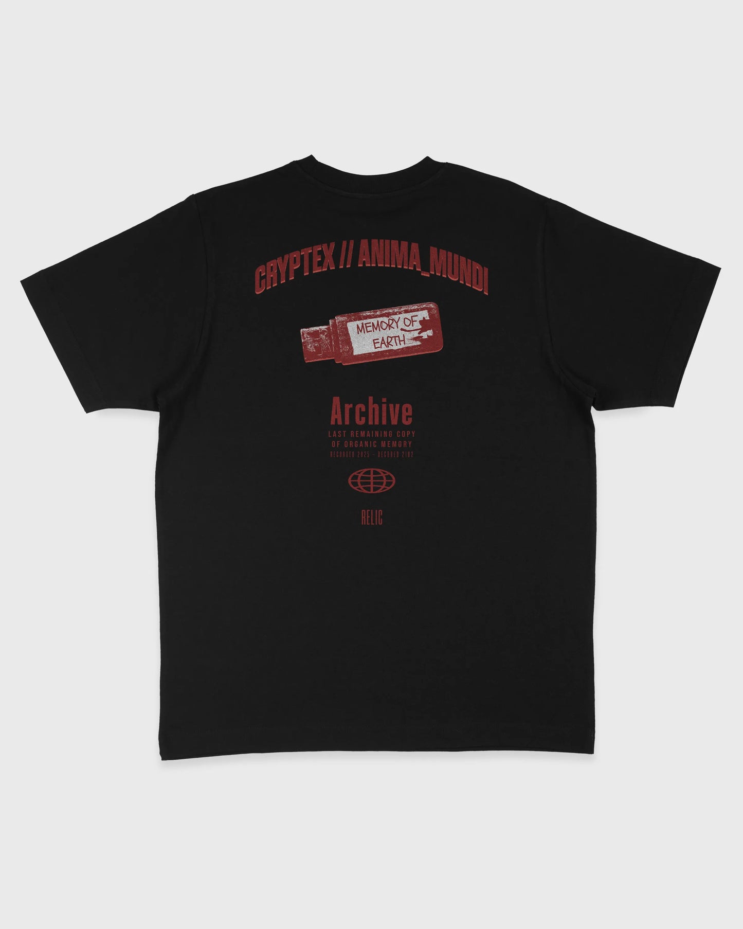 Nachhaltiges Oversized Unisex T-Shirt in Schwarz mit Backprint „Relic“ – Flatlay des Stanley/Stella Freestyler von Natura Umbra.