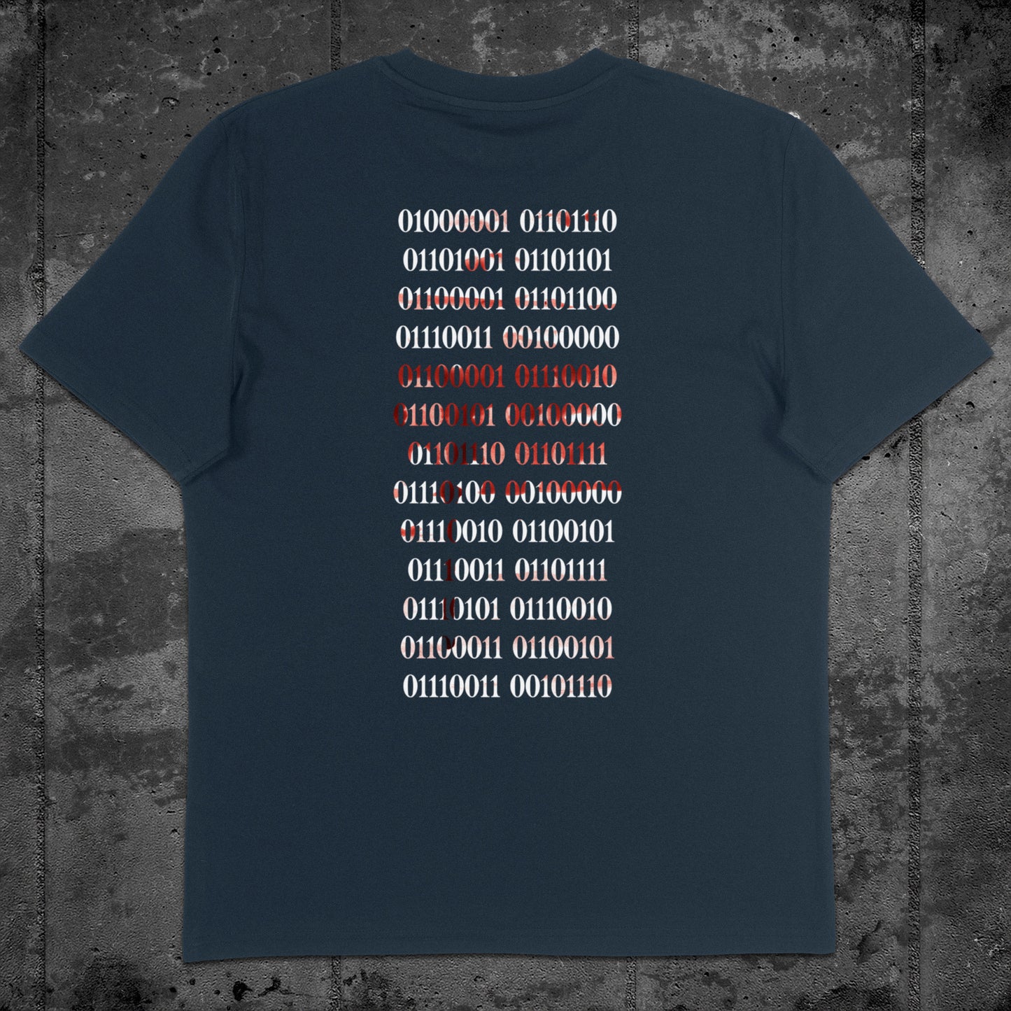 Nachhaltiges Unisex T-Shirt von Natura Umbra in French Navy mit Backprint „Binärcode“ – Flatlay des Stanley/Stella Creator 2.0.